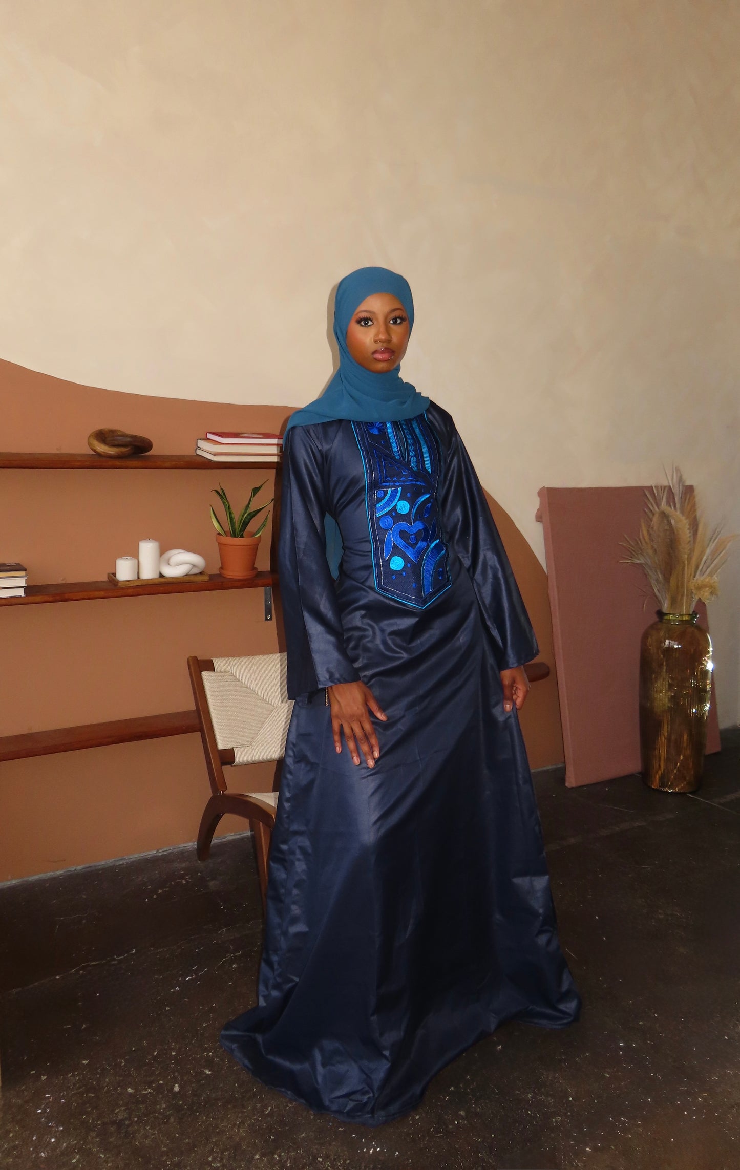HASNA KHAFTAN DRESS